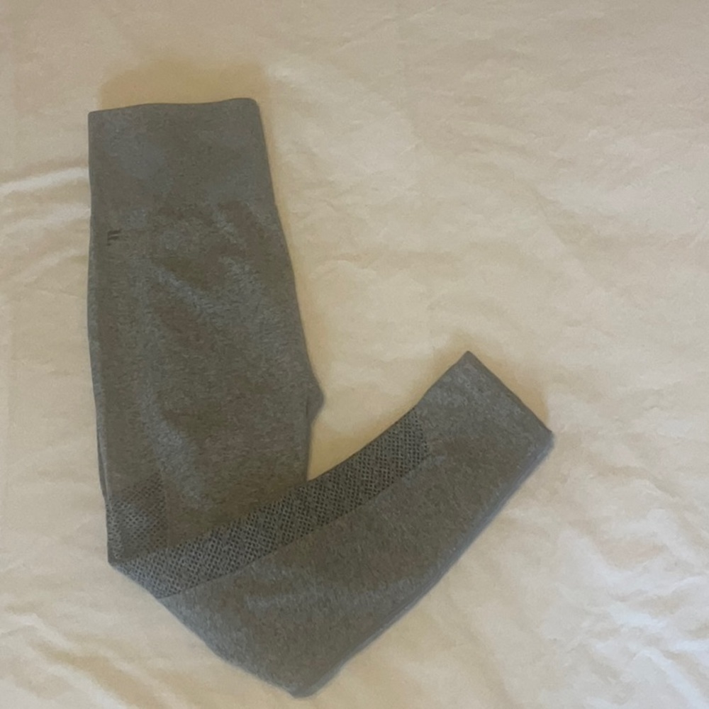 Fabletics Sync high waisted performance legging 7/8